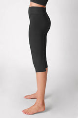 Signature Capri Leggings