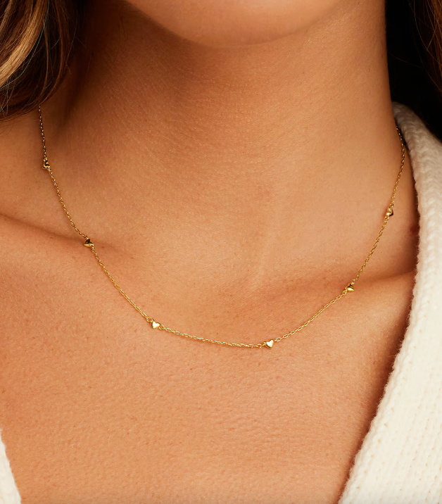 Amour Necklace