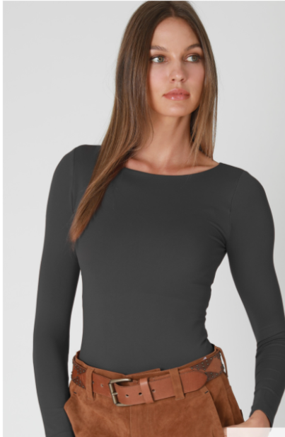 Clean Line Boat Neck Longsleeve