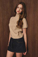 SOFT KNIT SHORT SLEEVE CROPPED TOP
