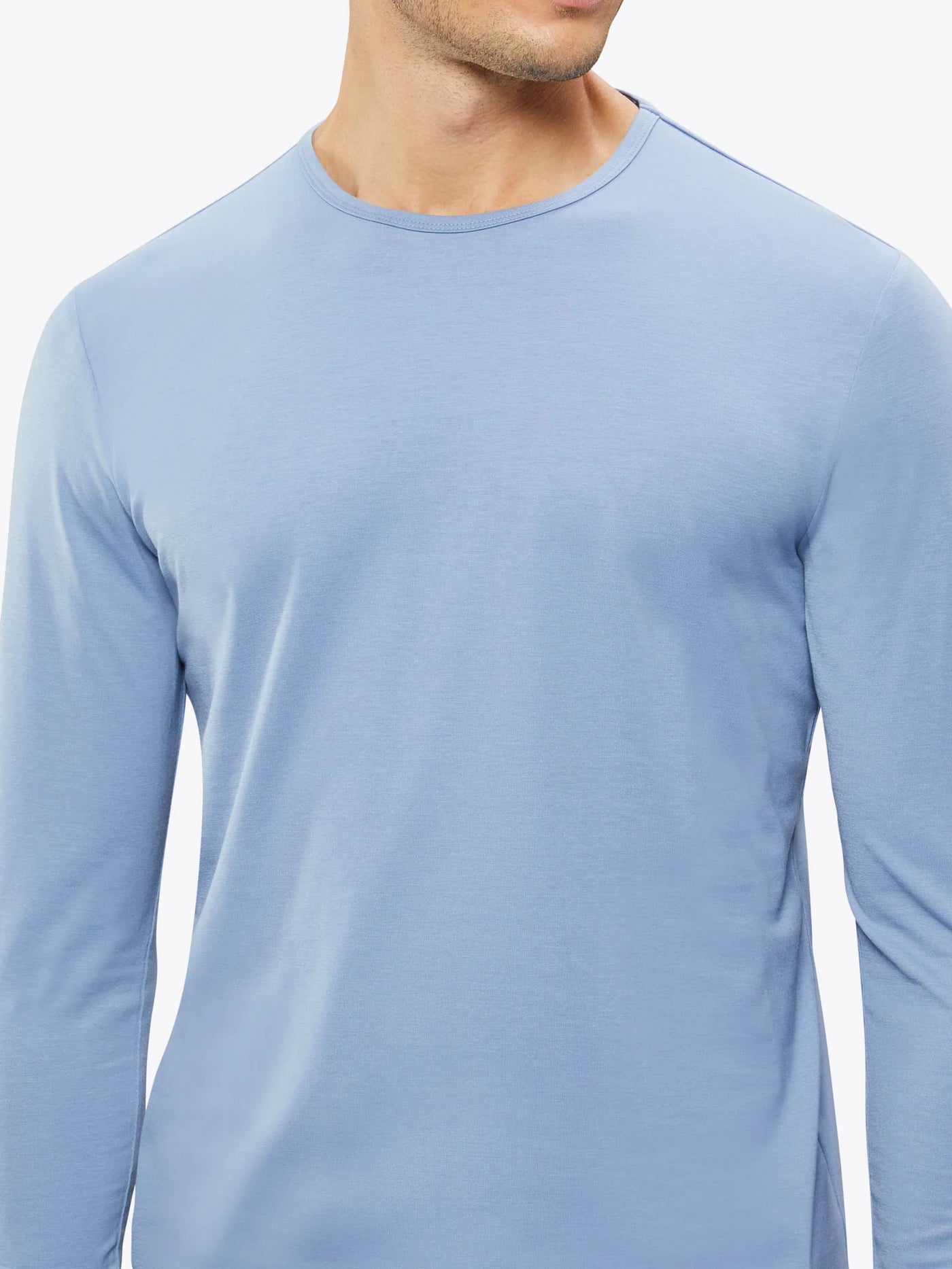 AO Long Sleeve Curve-Hem Tee – Luxe Leisure